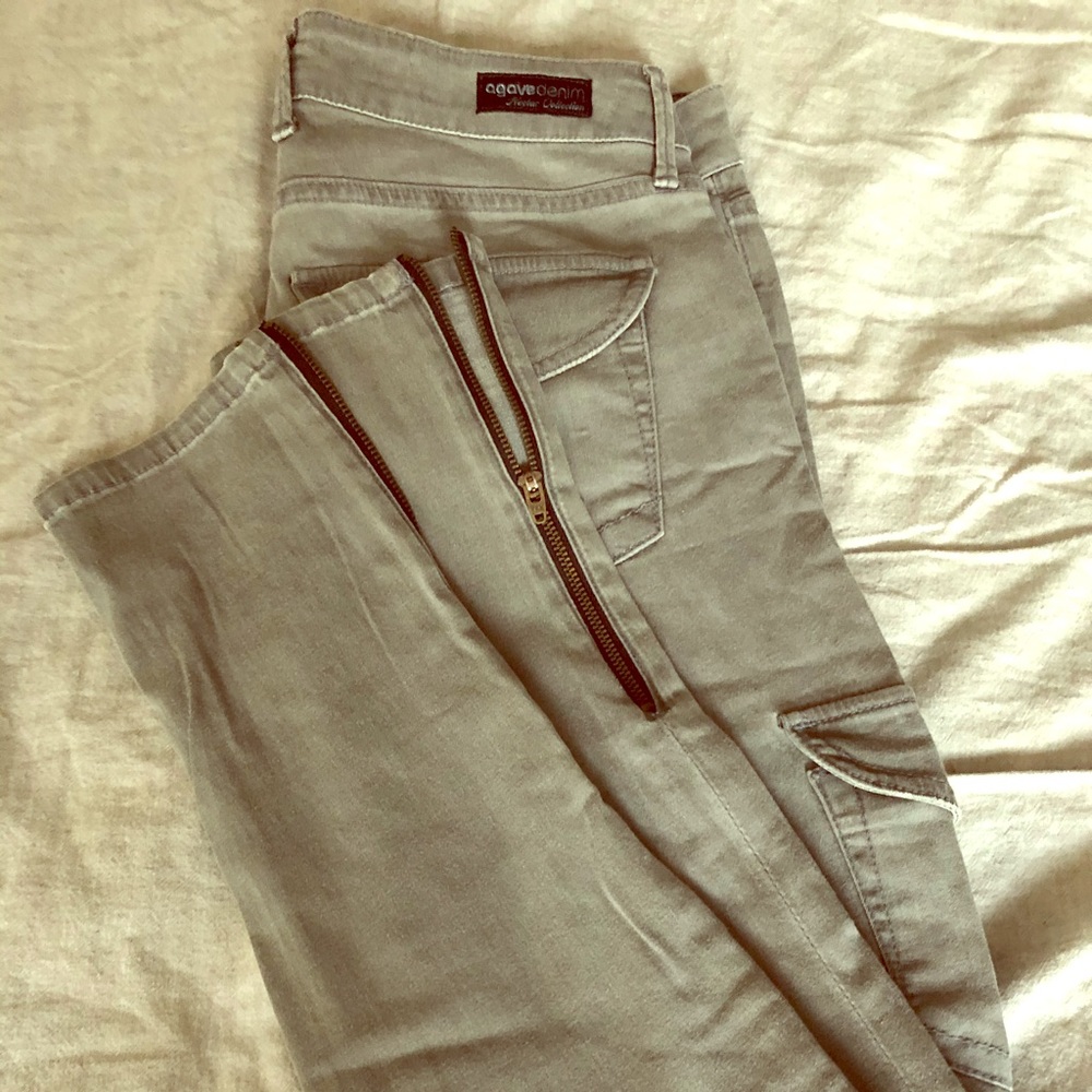 Cargo style jeans